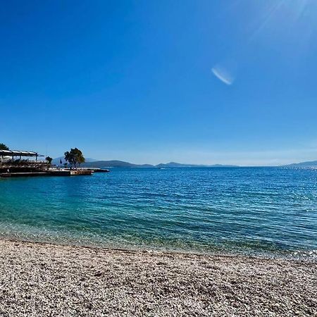 Agora Sea View Apartment Sarandë Exteriér fotografie