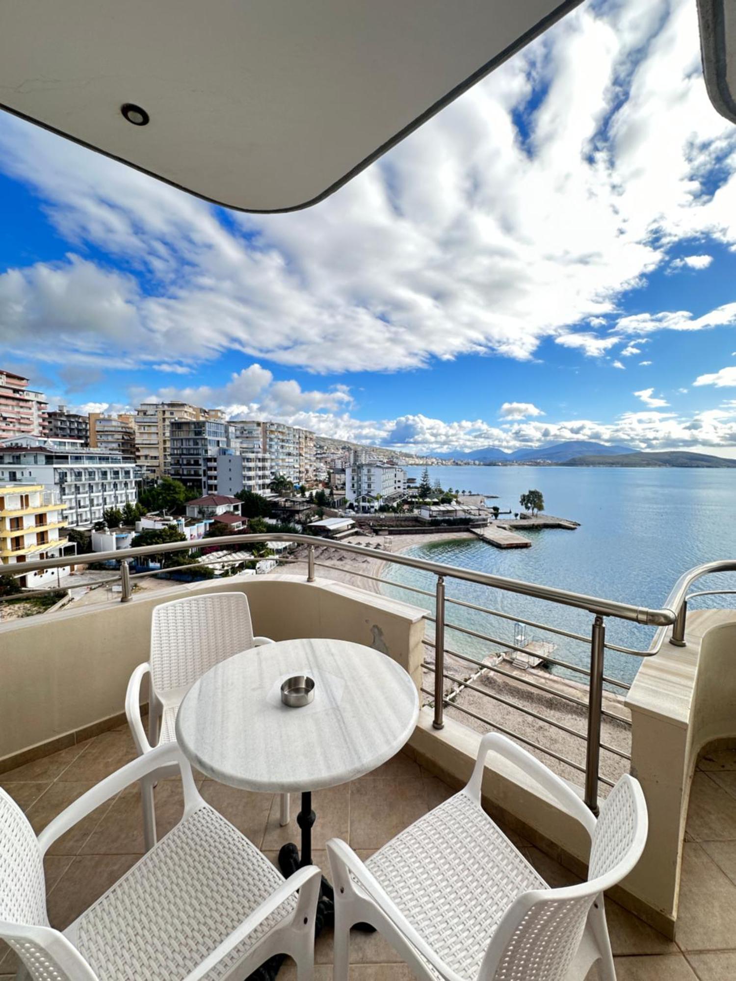 Agora Sea View Apartment Sarandë Exteriér fotografie