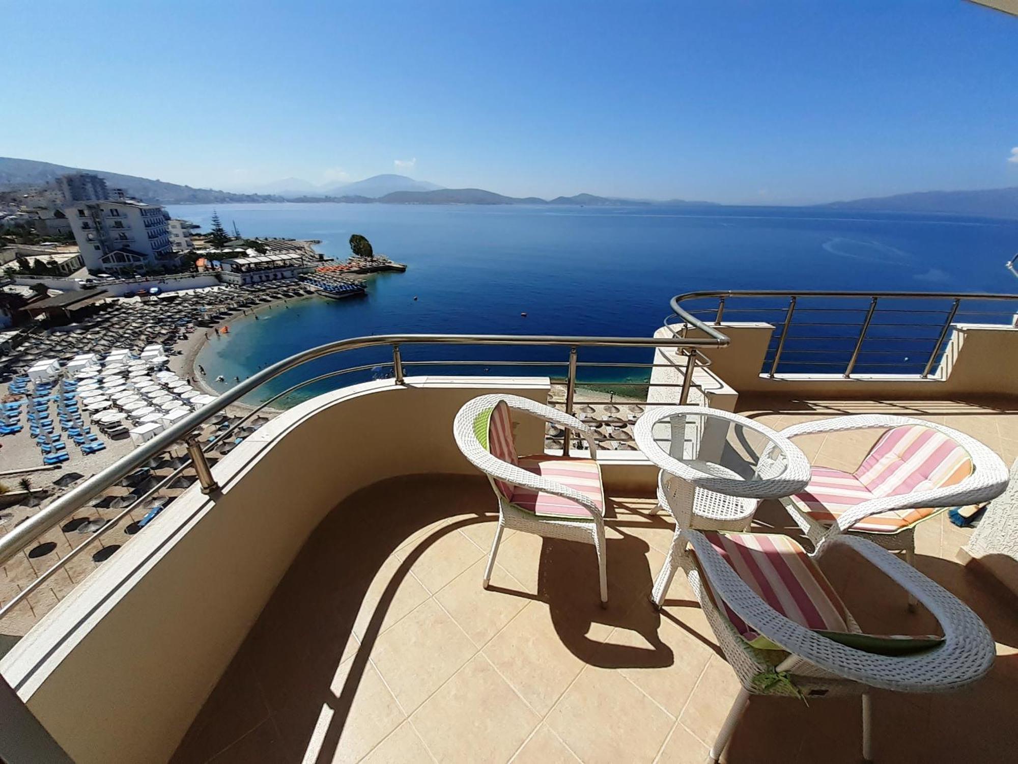 Agora Sea View Apartment Sarandë Exteriér fotografie